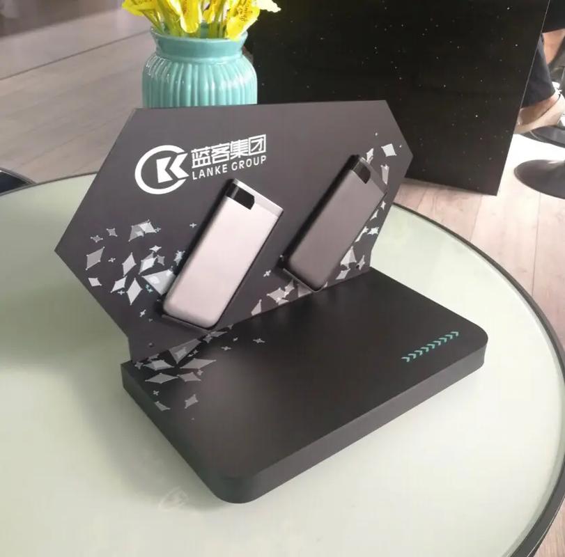 定制亞克力展示架 提升充電寶產品的專業陳列效果